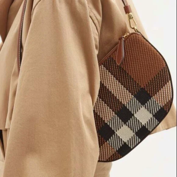 🔴SOLD🔴 BURBERRY Olympia Check Jacquard Pouch-Birch Brown - Picture 3 of 15